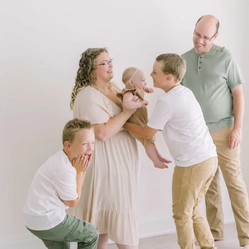Indoor vs. Outdoor Family Photography — Which Works Better for Your Family?